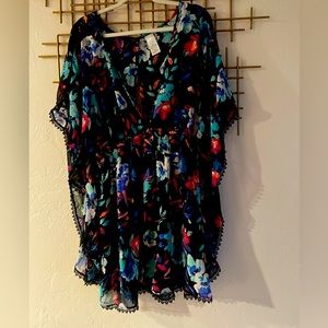 Women’s plus size swim cover up